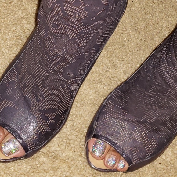 UGG COLLECTION open toe UGG booties - Picture 4 of 8